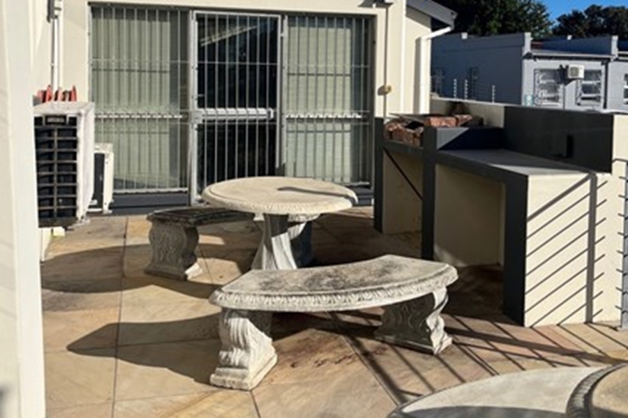 To Let commercial Property for Rent in Newton Park Eastern Cape